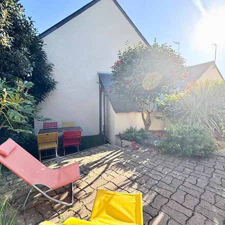 Maisonnette De Charme Bord De Piscine * Guidel